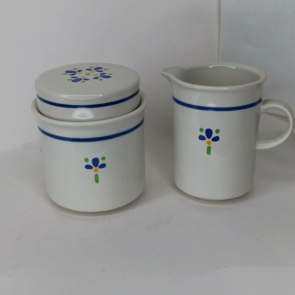 Vintage Avon Blue Floral Ceramic Creamer and Lidded Sugar Bowl‎ Set White